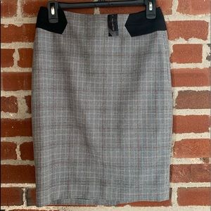 The Limited Women’s Plaid Skirt Size 0 New With Tags.